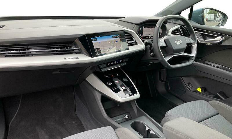 2021 Audi Q4 Auto Es...