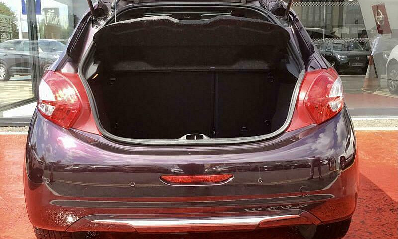2014 Peugeot 208 1.6...