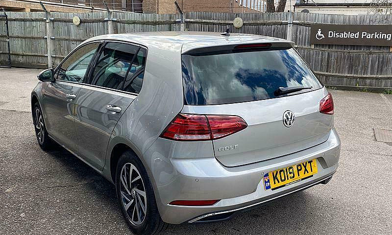 2019 Volkswagen Golf...