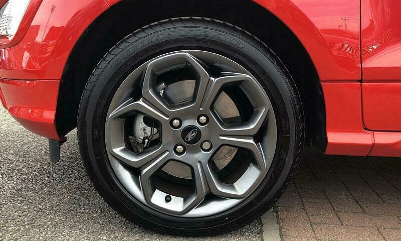 2018 Ford Ecosport 1...