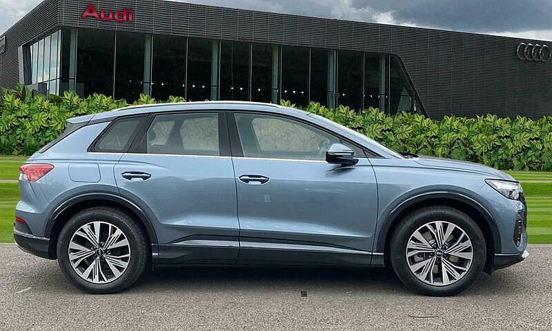 2021 Audi Q4 Auto Es...