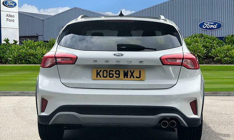 2020 Ford Focus Acti...