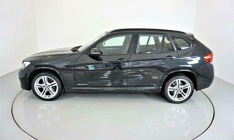 2012 Black Bmw X1 2....