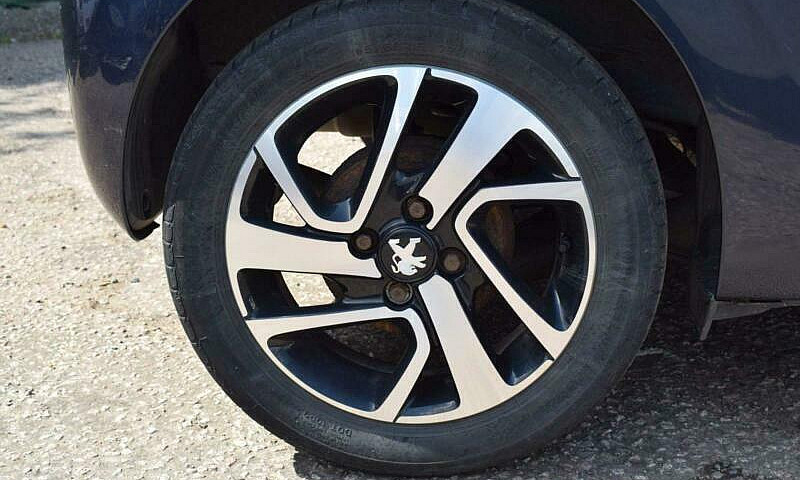 2015 Peugeot 108 1.2...