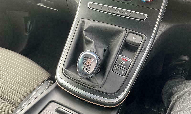 2018 Renault Scenic ...