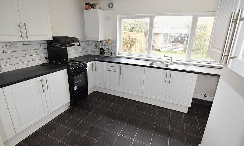 Spacious 3 Bed House...