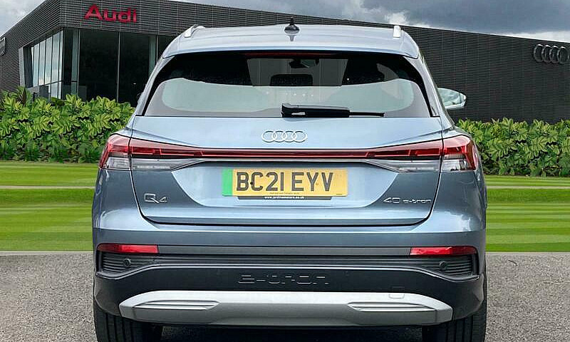 2021 Audi Q4 Auto Es...