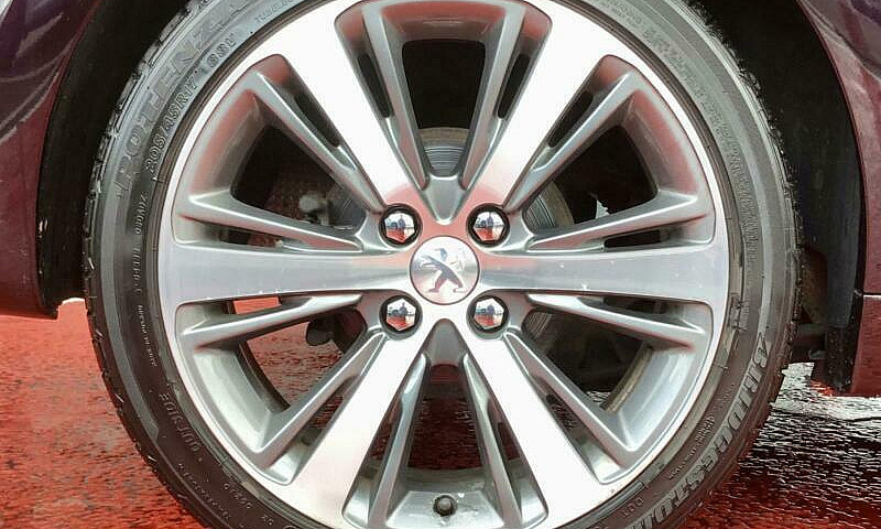 2014 Peugeot 208 1.6...