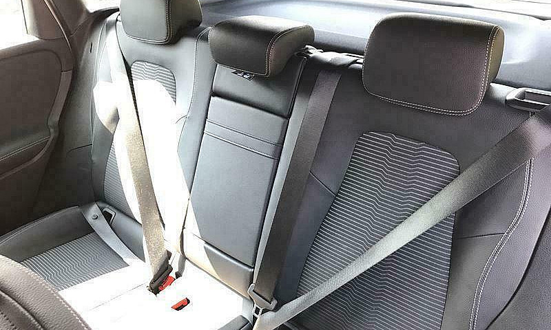 2019 Mercedes-Benz B...