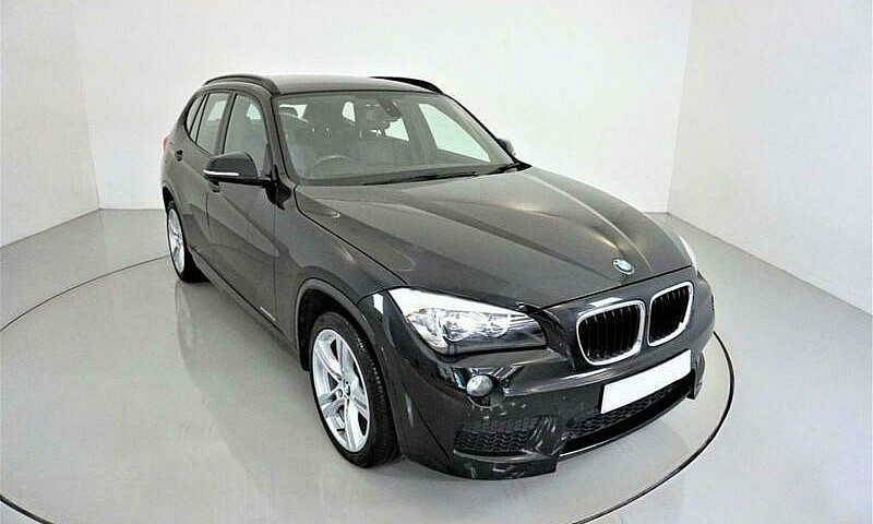 2012 Black Bmw X1 2....