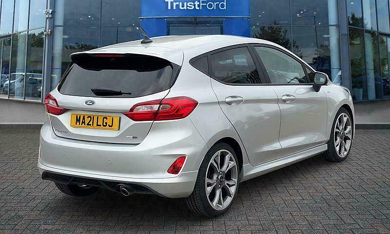 2021 Ford Fiesta St-...