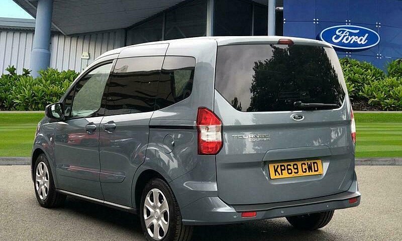 2019 Ford Tourneo Co...