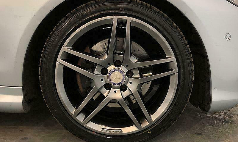 2014 Mercedes-Benz E...