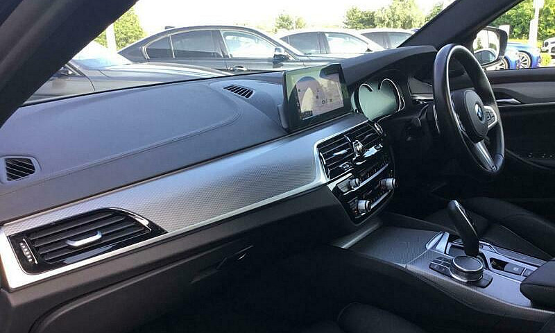2018 Bmw 5 Series 53...