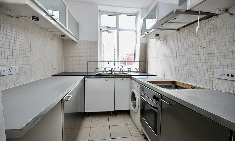 1 Bedroom Flat In Cl...