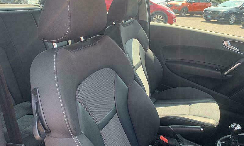 2015 Audi A1 1.6 Tdi...