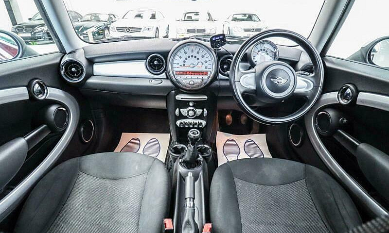 2007 Mini Clubman 1....