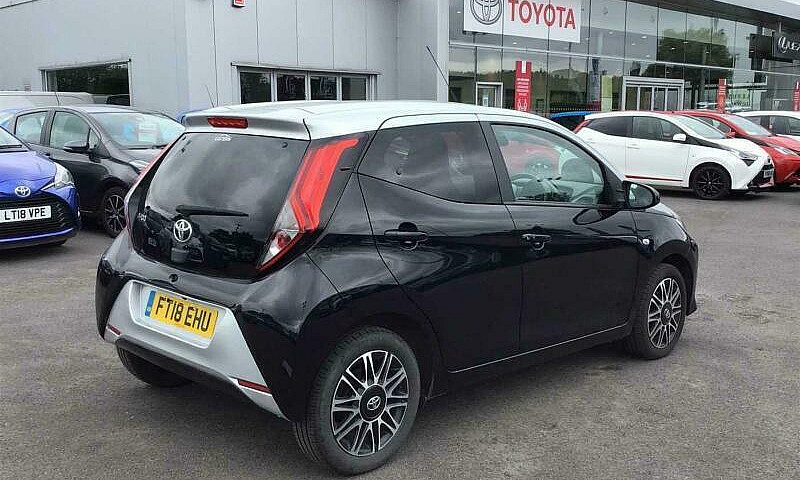 2018 Toyota Aygo Hat...
