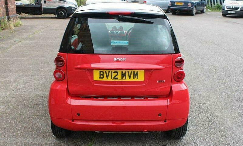 2012 Smart Fortwo 1....