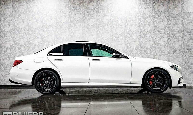 2017 Mercedes-Benz E...