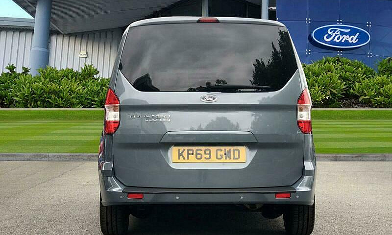 2019 Ford Tourneo Co...