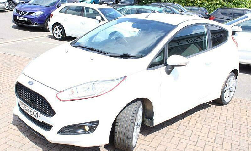 2015 Ford Fiesta 1.5...