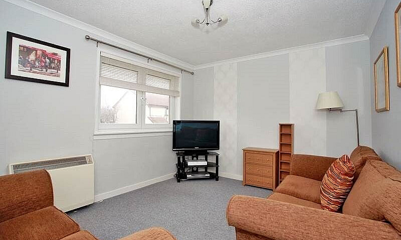 1 Bedroom Flat In Fa...