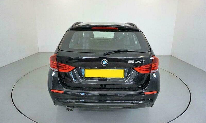 2012 Black Bmw X1 2....