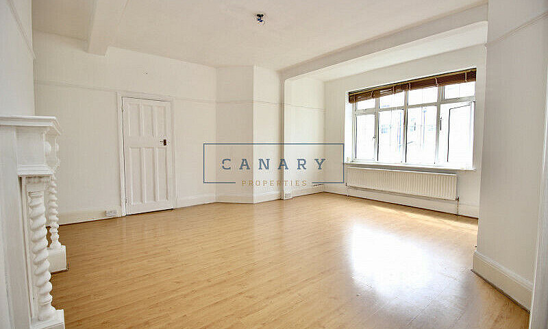 1 Bedroom Flat In Cl...