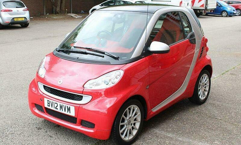 2012 Smart Fortwo 1....
