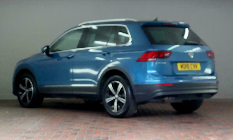 2018 Volkswagen Tigu...