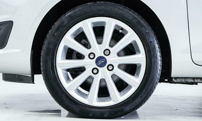 2015 Ford Fiesta 1.6...