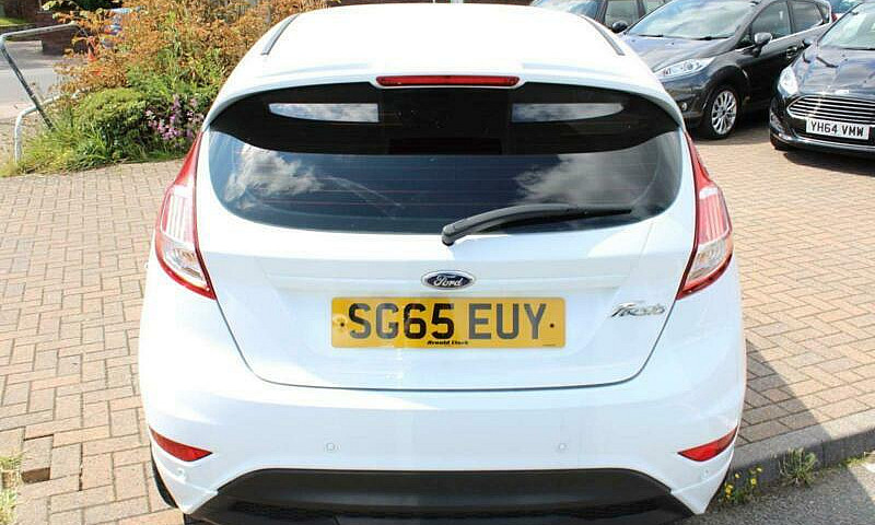 2015 Ford Fiesta 1.5...