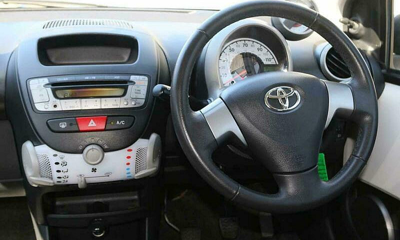 2013 Toyota Aygo 1.0...