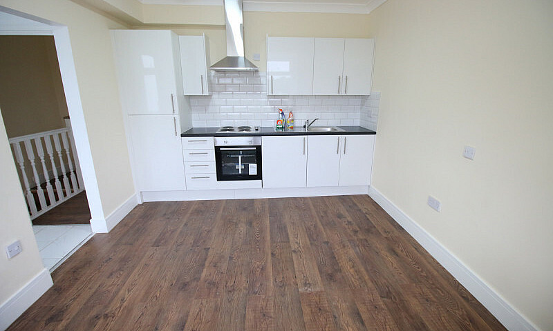 Studio Flat In Hanwo...