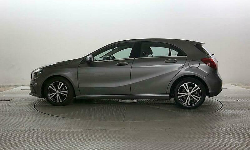 2017 Mercedes A180 1...