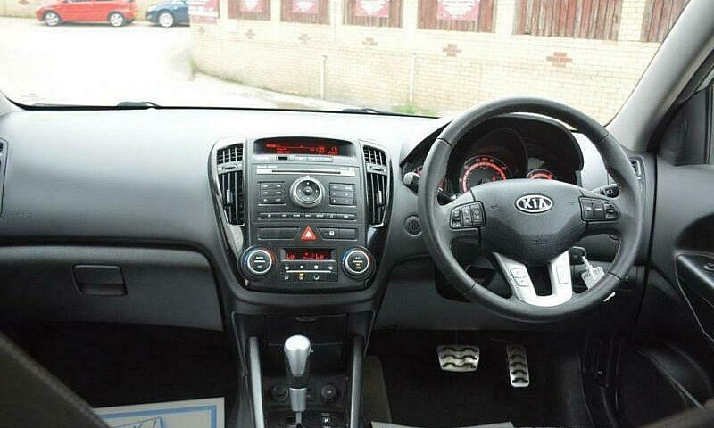 2011 61 Kia Ceed Sw ...