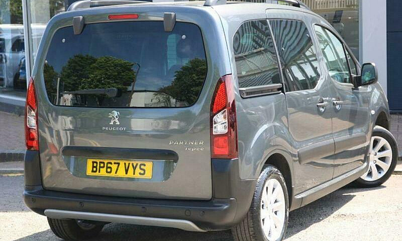 2018 Peugeot Partner...