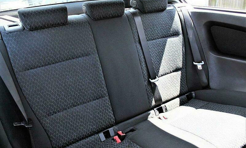 2003 Bmw 3 Series 2....