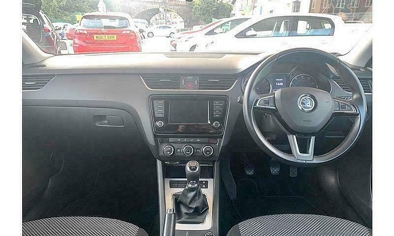 2016 Skoda Octavia T...