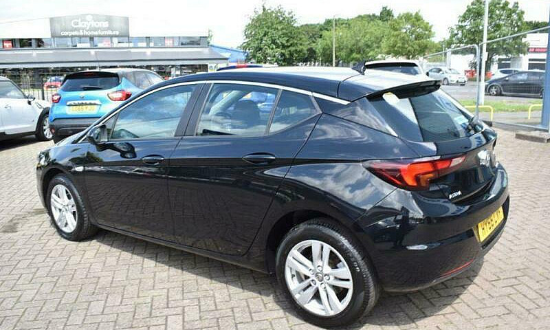 2016 Vauxhall Astra ...