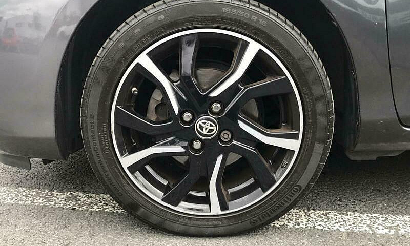 2016 Toyota Yaris De...