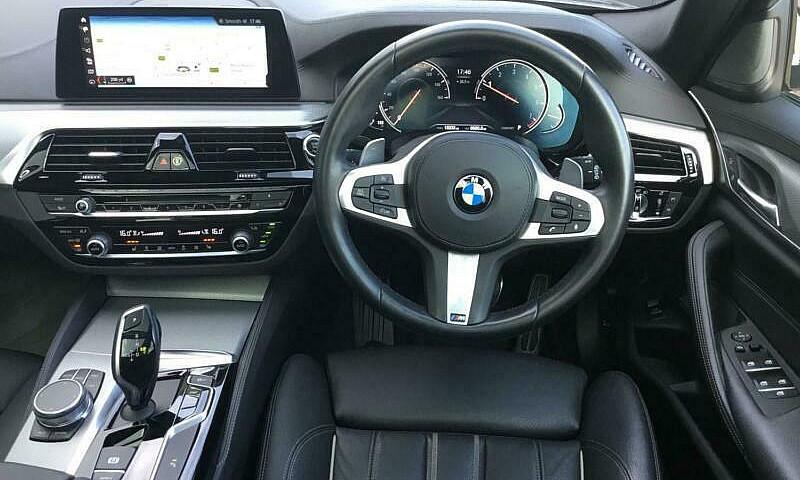 2018 Bmw 5 Series 53...
