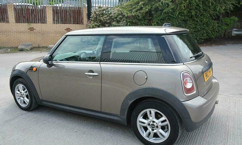 2012 12 Mini One Ave...
