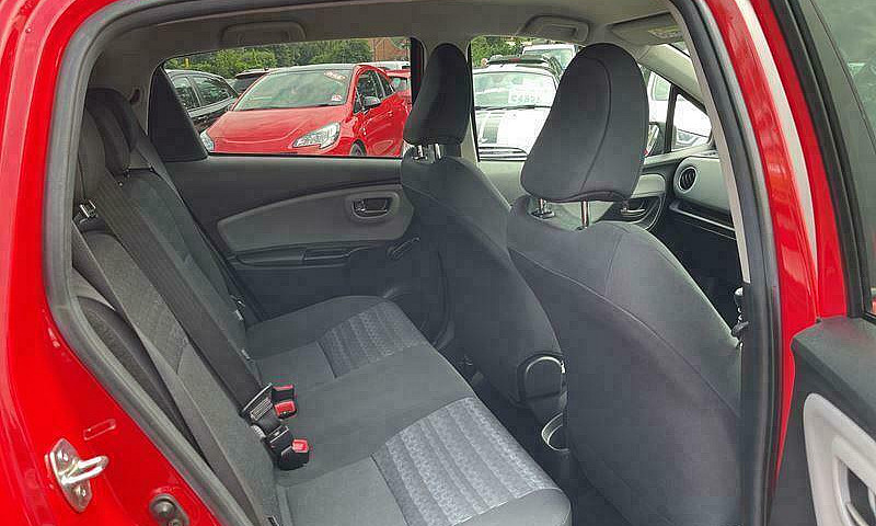 2016 Toyota Yaris 1....