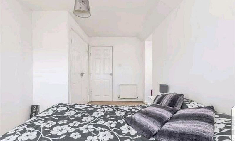 1 Bedroom Flat ...