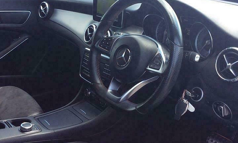 2015 Mercedes Benz C...