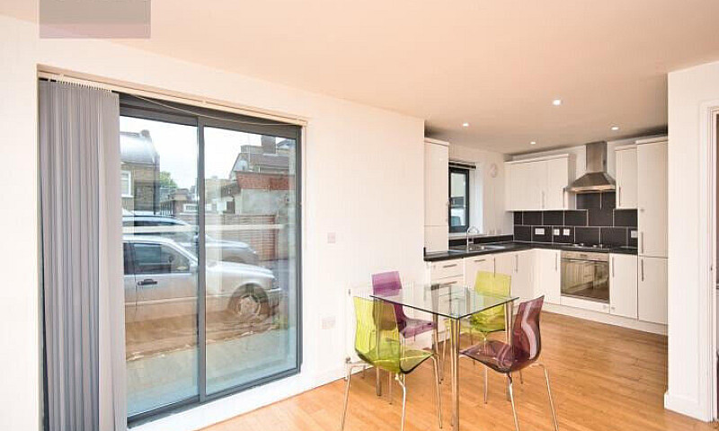 Modern Ground Floor ...