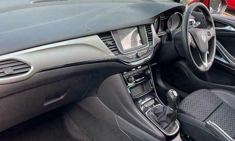 2020 Vauxhall Astra ...