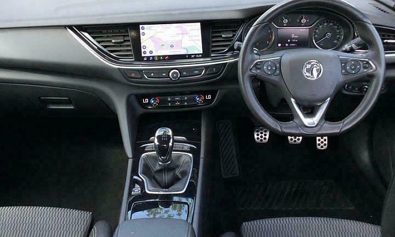 2019 Vauxhall Insign...